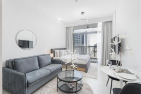 Bright & Modern Studio - Legacy By Sunrise - Arjan